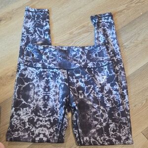 Gymshark Black and Gray Patterned Leggings